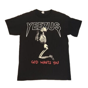 Womens Yeezus black graphic God Wants You tee size M.